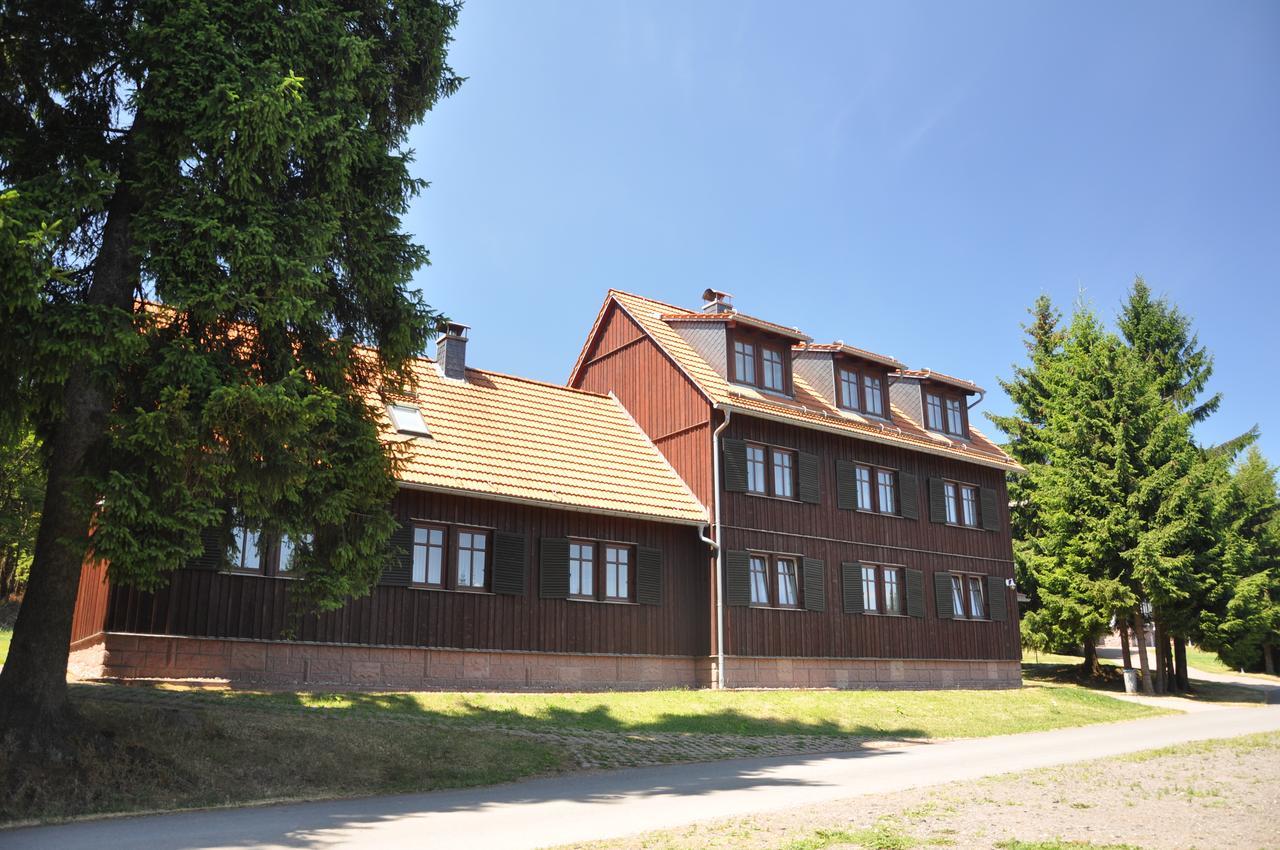 Hotel Und Berggasthof Spiessberghaus Friedrichroda Exterior foto
